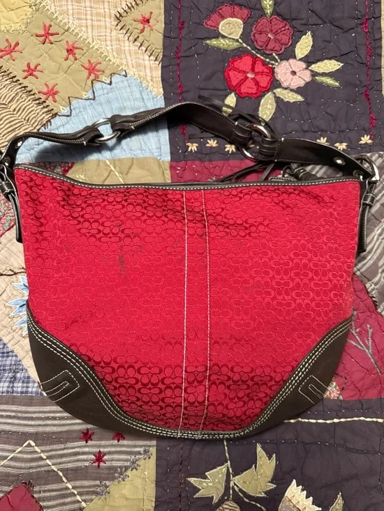 Red and chocolate large soho boho Coach purse - Picture 5 of 9